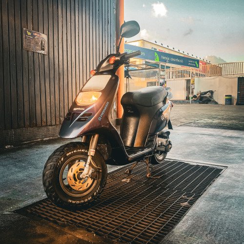 restaurando una piaggio typhon de 1990