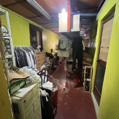 Renovación de cochera y adaptación para taller para poder ayudar a la gente a arreglar sus vehículos, electrodomésticos,etc…