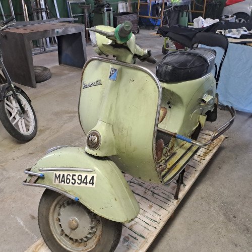 Restauración De Vespa del Abuelo