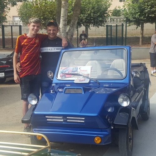 RESTAURACIÓN VEHÍCULO TOMCAR