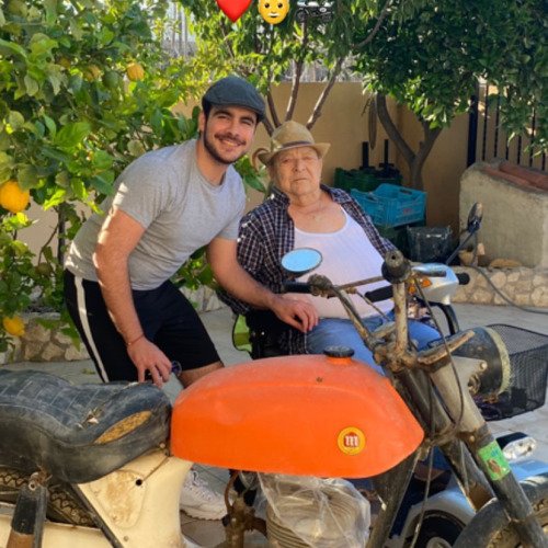 Restaurar la moto de mi abuelo